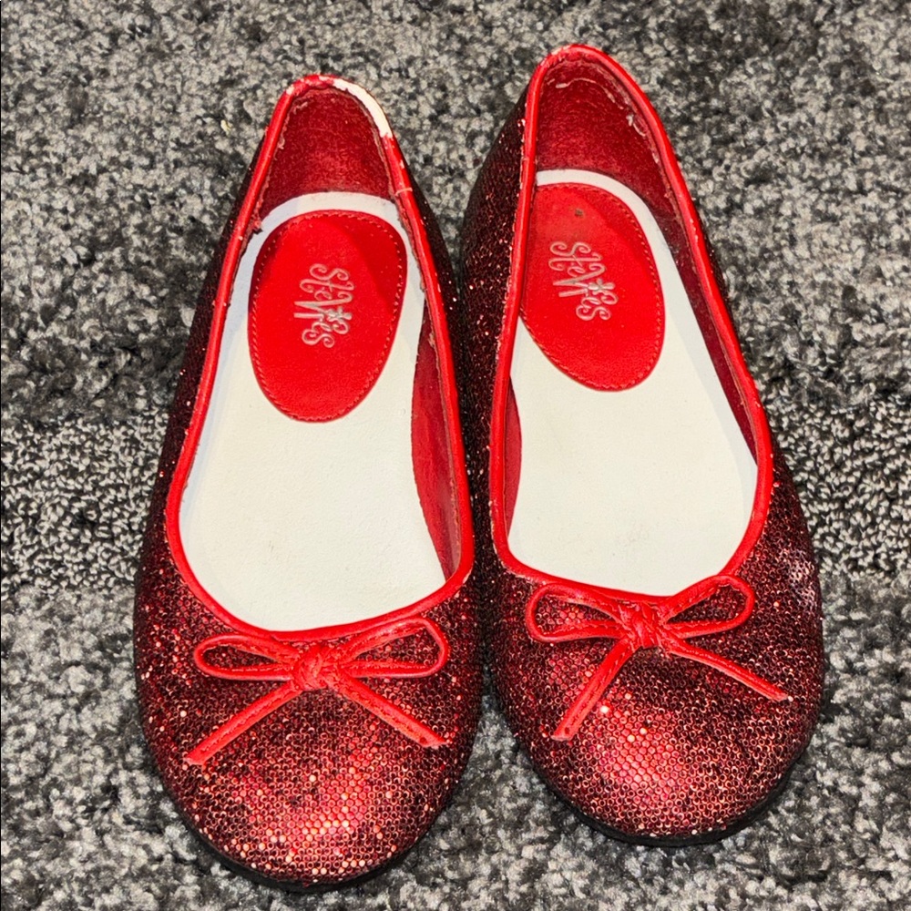 Sparkly Red Kids girls size 13 Ballet style Flats